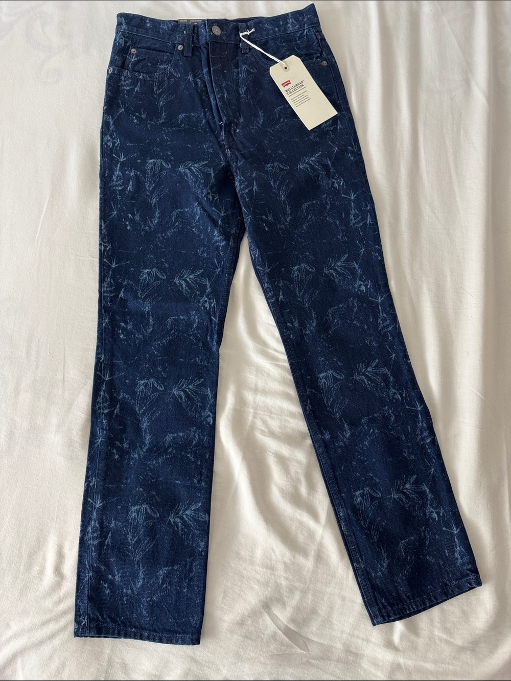 Levi's Dark Blue Straight-Leg Jeans with Subtle Botanical Print